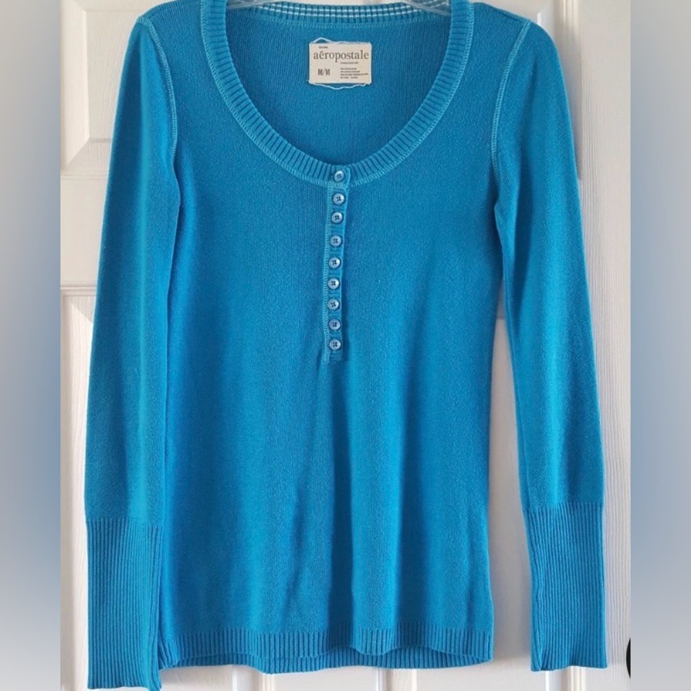 Aeropostale womens Blue Knit Top Size Medium Long Sleeve